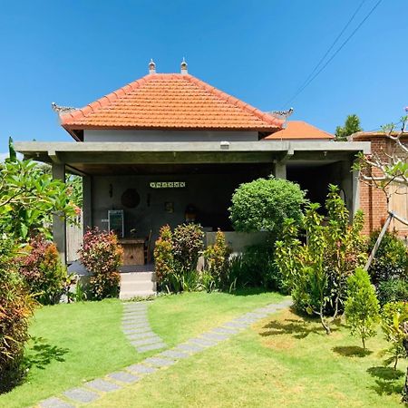 Putu Homestay Canggu  Ngoại thất bức ảnh
